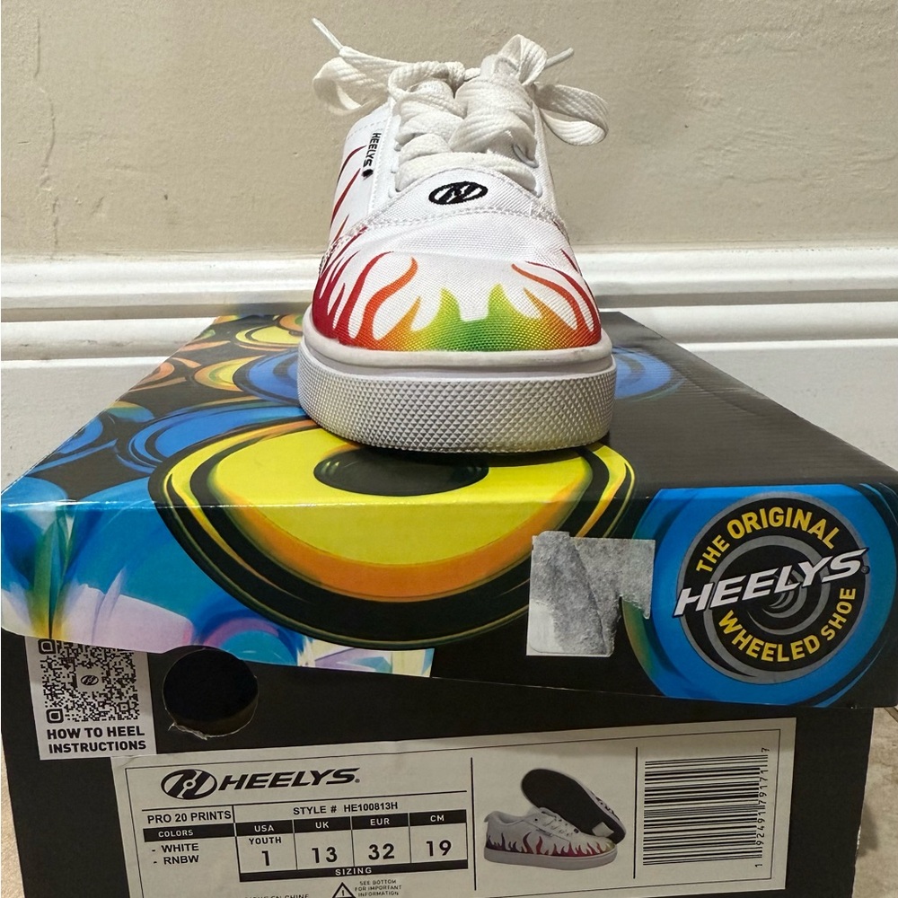 Heelys Kids' White Sneakers with Colorful Flame Design